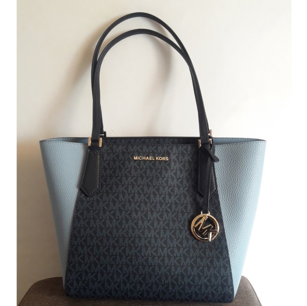 Michael Kors Tote